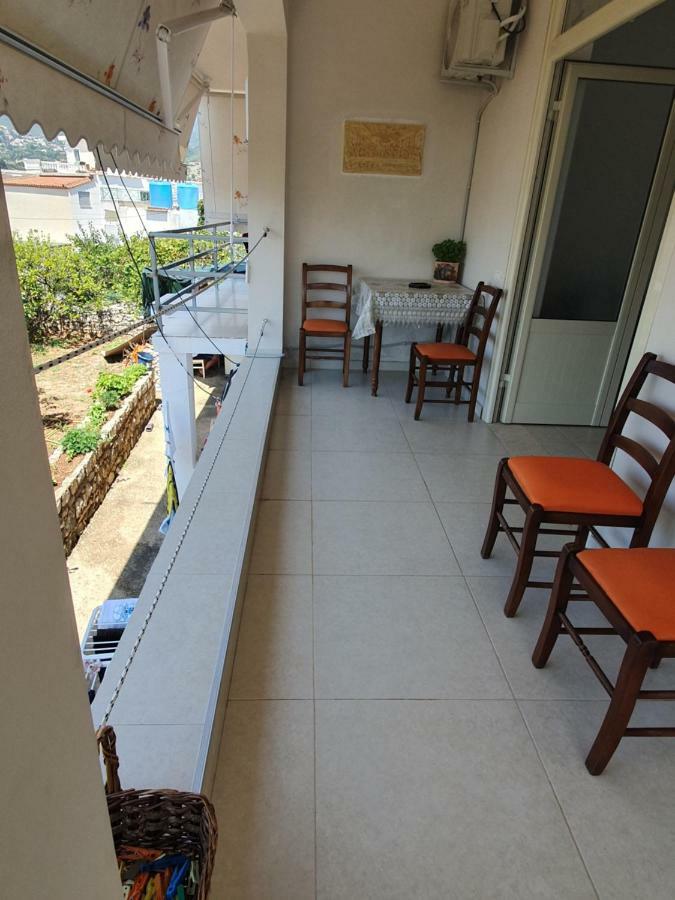 Aira Apartment Himarë Exteriér fotografie